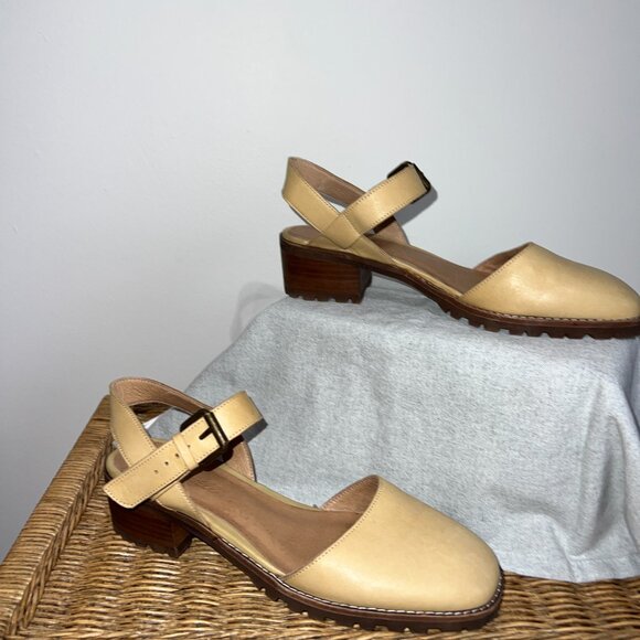 Madewell Tan Leather Sandals - Picture 6 of 11
